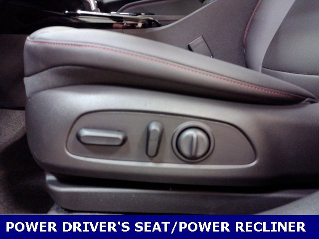 New 2025 Chevrolet Trax RS image 15