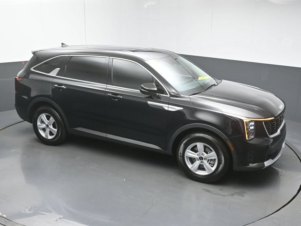 Used 2026 Kia Sorento LX FWD image 39