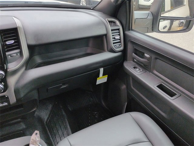 New 2025 RAM 5500 Tradesman image 17