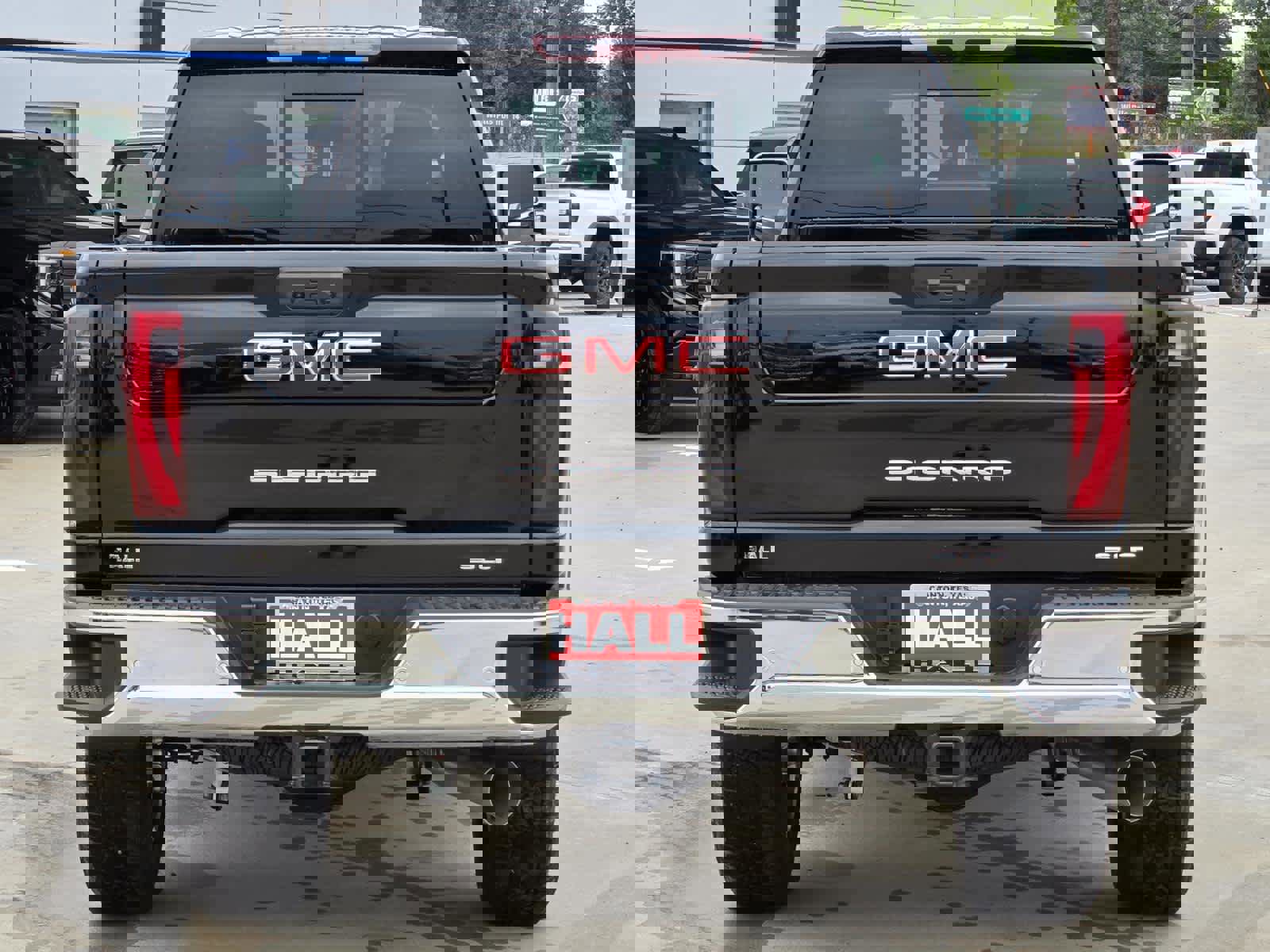 New 2025 GMC Sierra 2500 SLT image 4