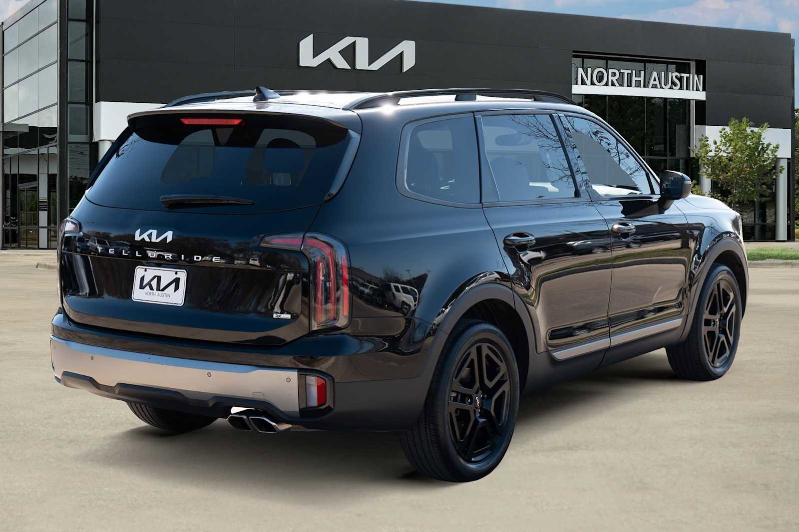 Used 2023 Kia Telluride EX X-Line image 6