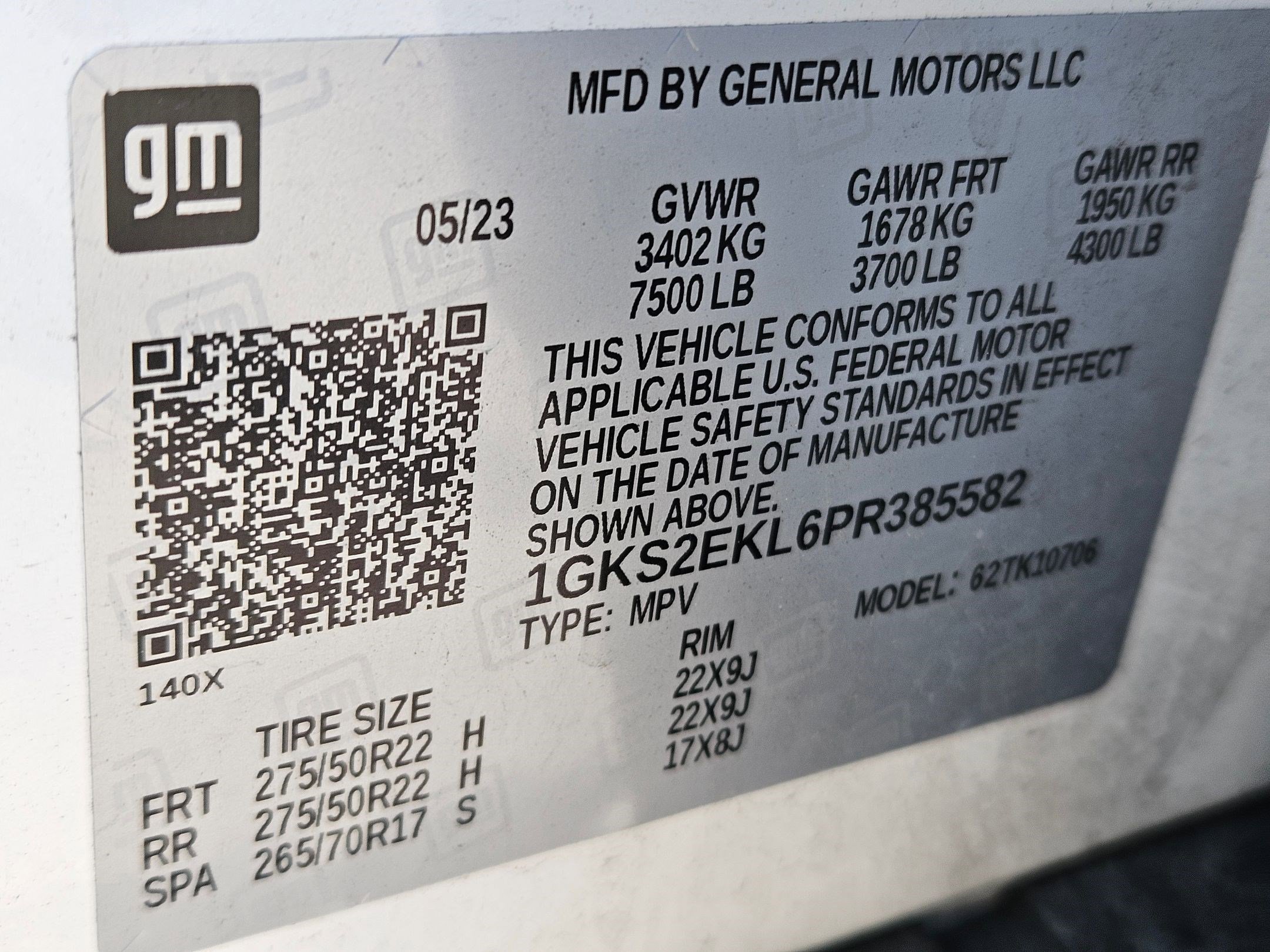 Used 2023 GMC Yukon Denali Ultimate w/ LPO, Floor Liner Package AWD/4WD image 37