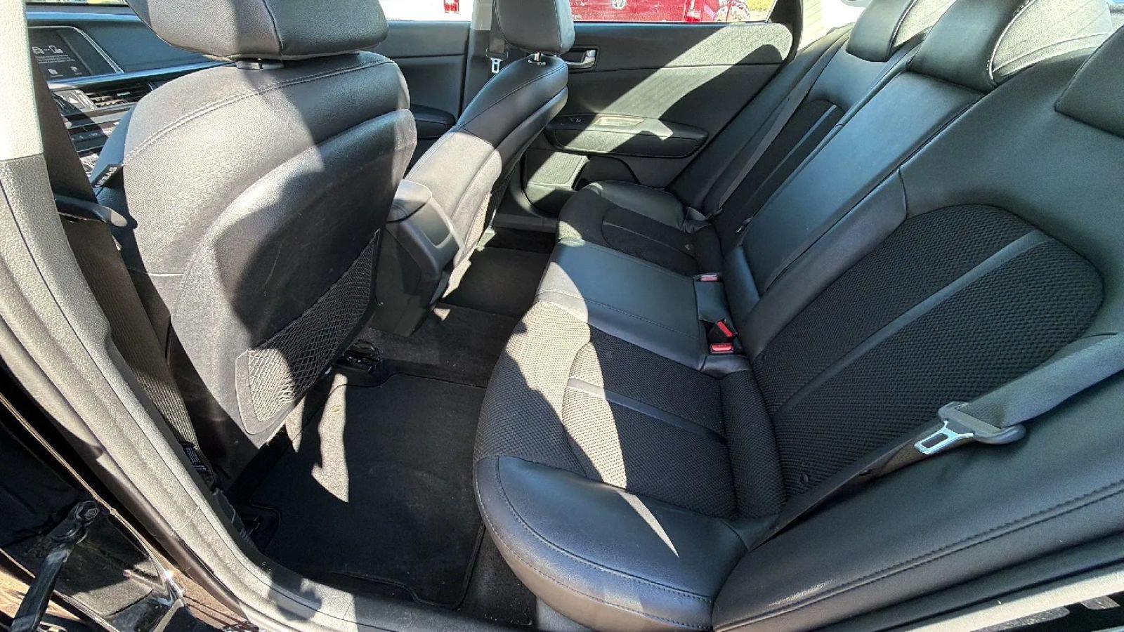 Used 2020 Kia Optima S FWD image 29
