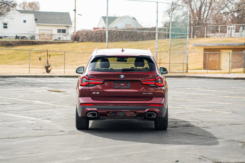 Used 2023 BMW X3 xDrive30i w/ Premium Package image 6