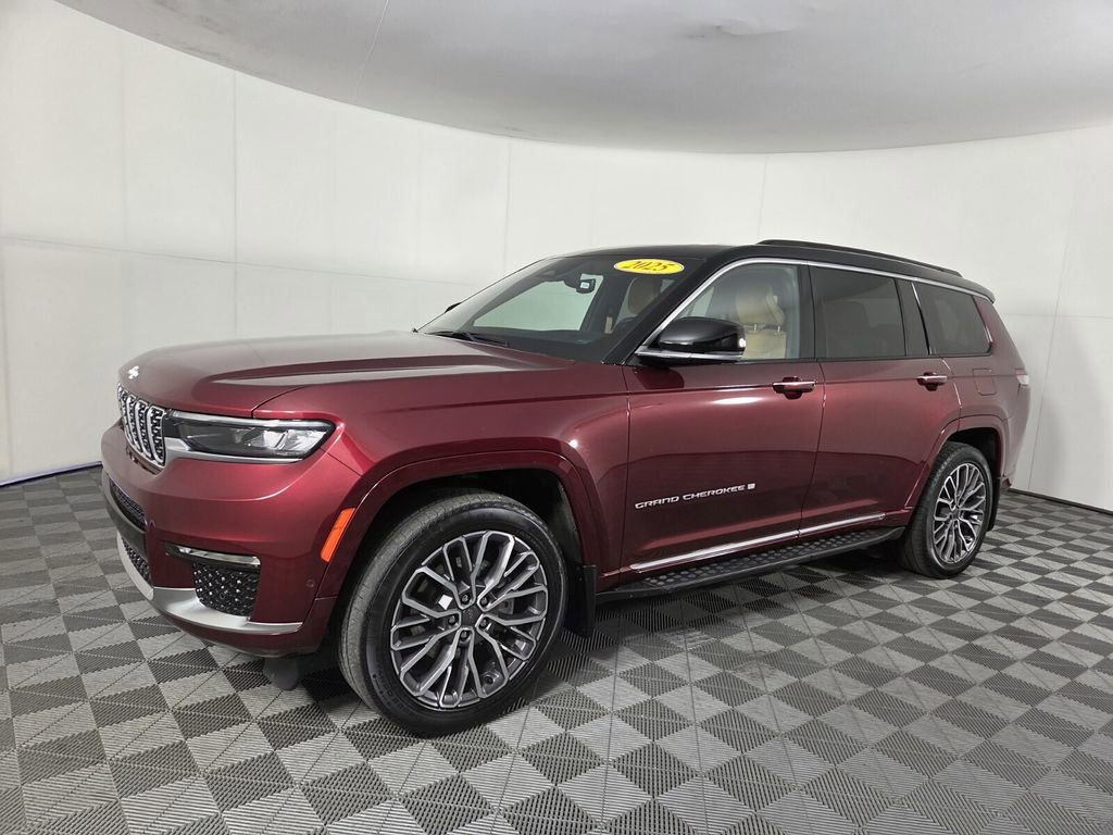 Certified 2025 Jeep Grand Cherokee L Summit AWD/4WD image 9