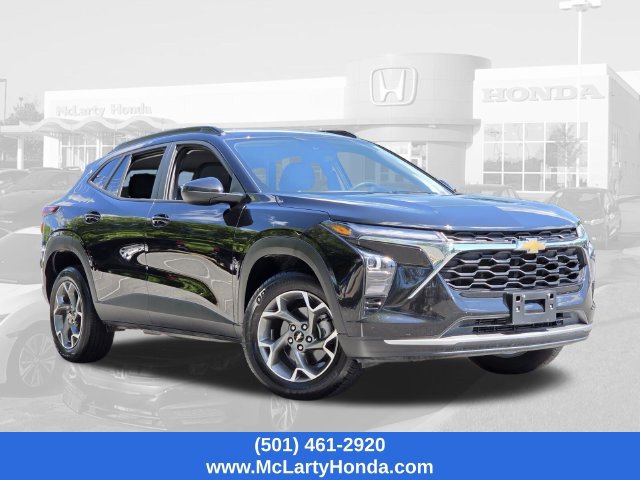 Used 2025 Chevrolet Trax LT FWD image 20