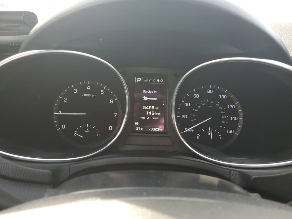 Used 2017 Hyundai Santa Fe Sport image 13