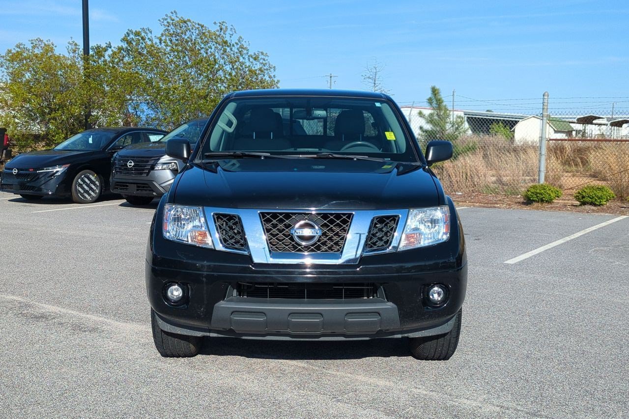 Used 2019 Nissan Frontier SV w/ Value Truck Package RWD image 9