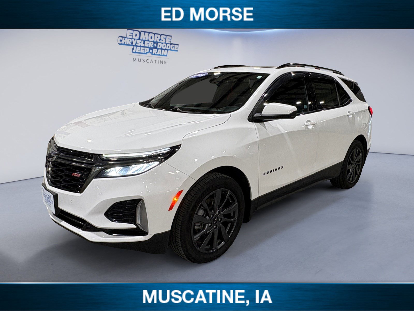 Used 2022 Chevrolet Equinox RS w/ LPO, Floor Liner Package image 1