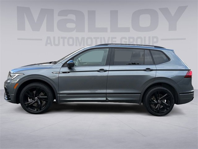 Used 2023 Volkswagen Tiguan SE R-Line image 6
