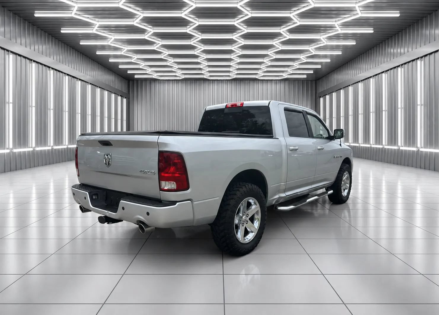 Used 2010 Dodge Ram 1500 Truck Sport AWD/4WD image 4
