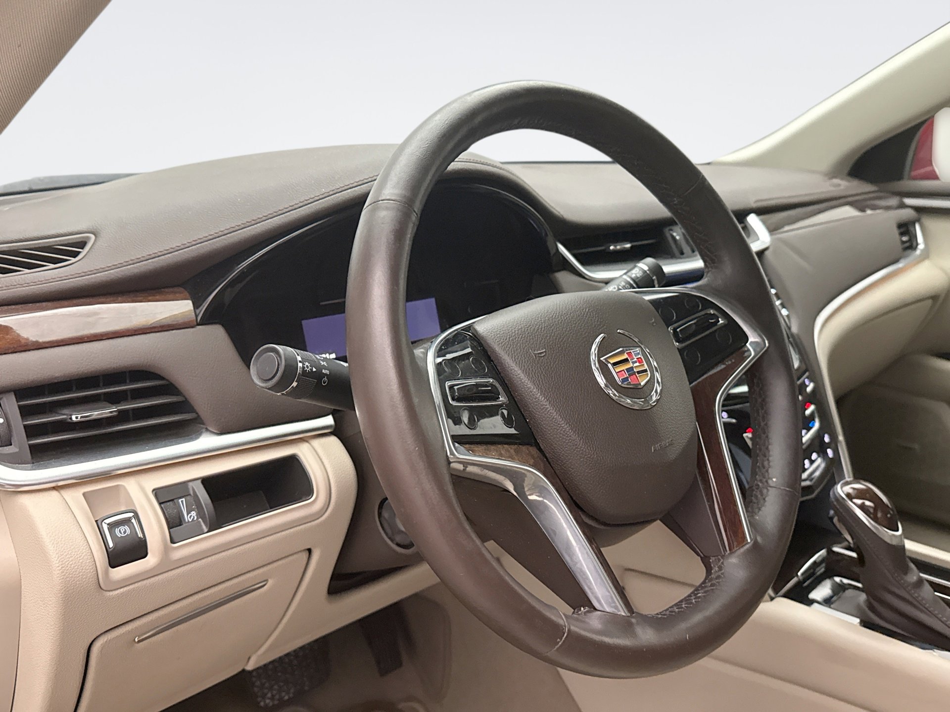 Used 2014 Cadillac XTS Luxury w/ Driver Awareness Package FWD image 7