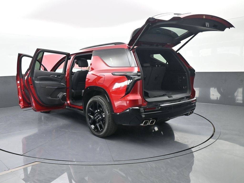 Used 2024 Chevrolet Traverse RS image 83
