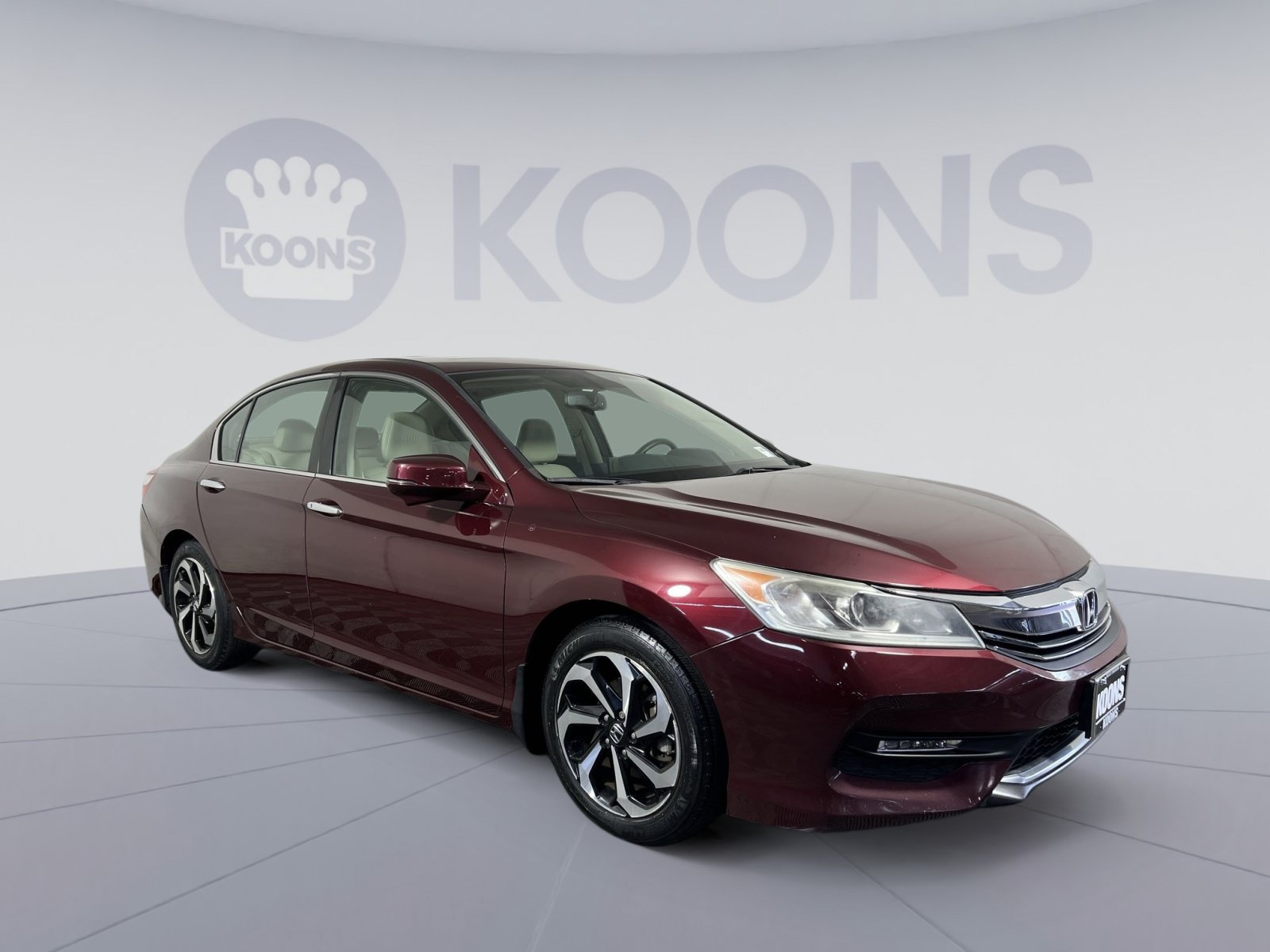 Used 2017 Honda Accord EX-L image 2
