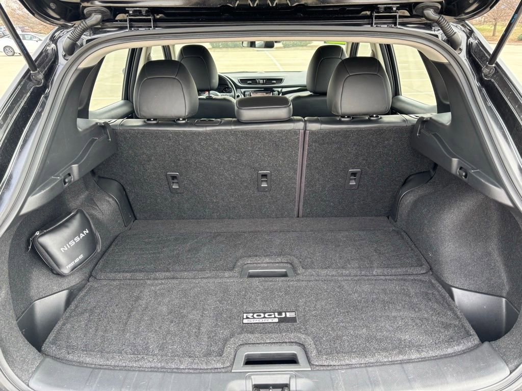 Used 2022 Nissan Rogue Sport SL image 10
