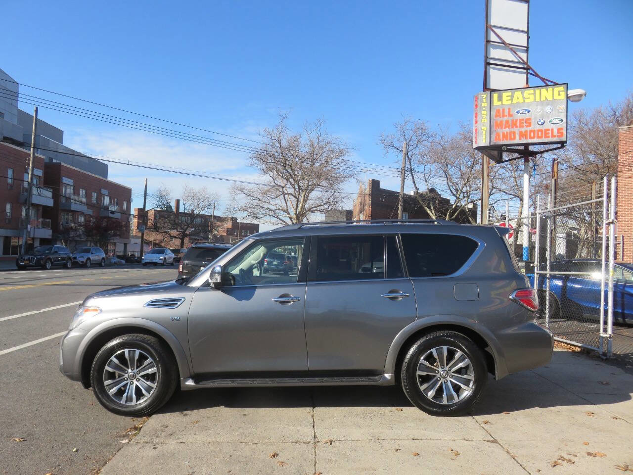 Used 2019 Nissan Armada SL w/ Premium Package image 7