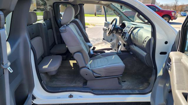 Used 2014 Nissan Frontier S RWD image 19