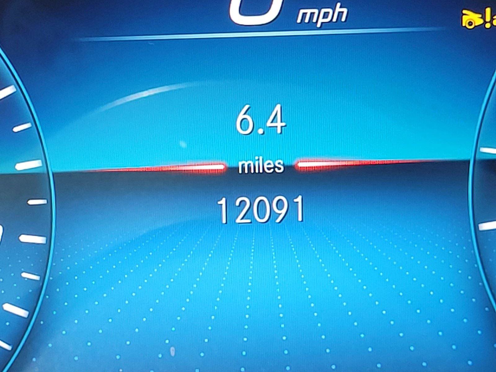 Used 2023 Mercedes-Benz GLS 450 4MATIC image 33