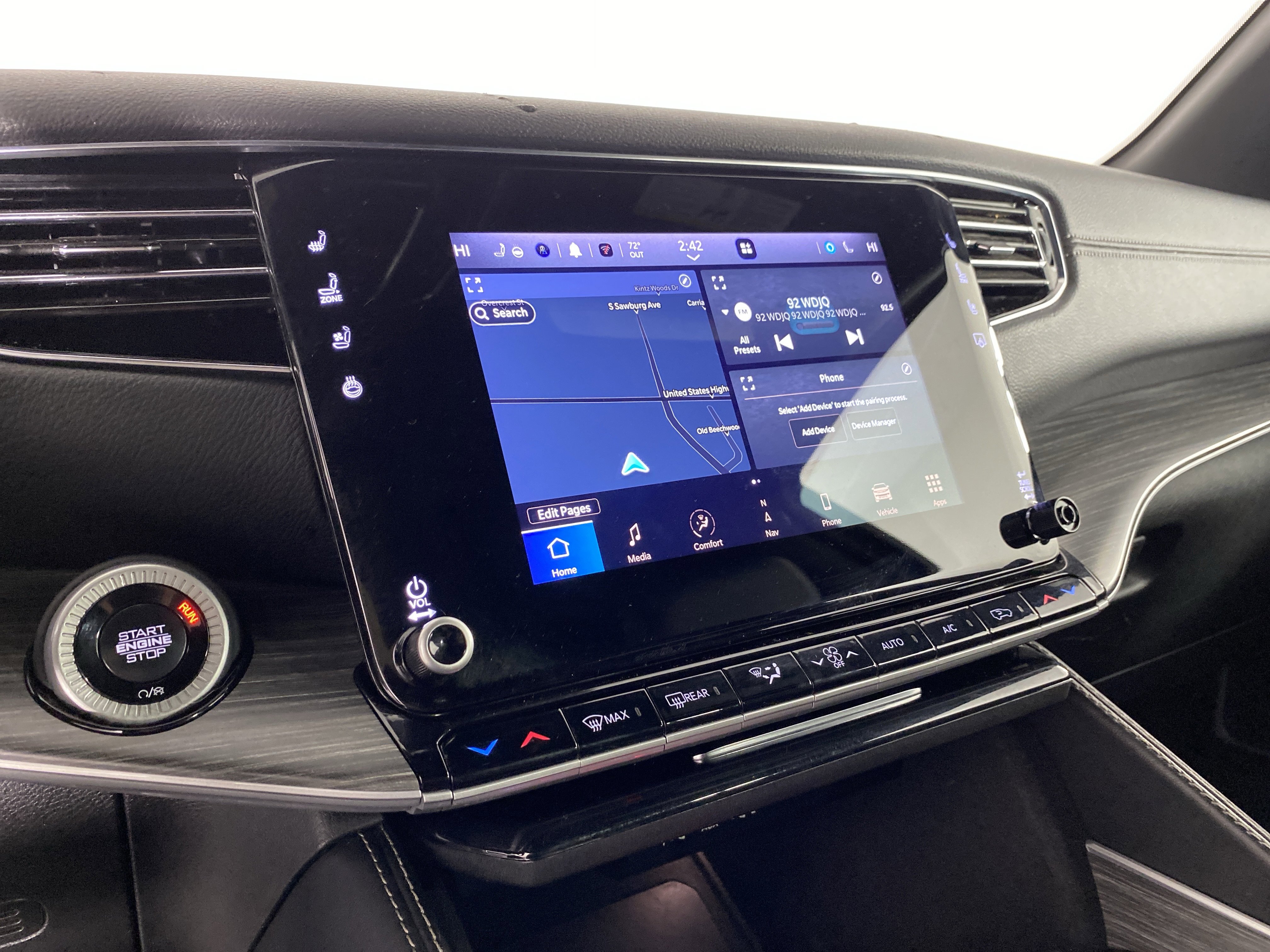 Used 2024 Jeep Wagoneer L Series II w/ Flexible Seating Group image 28