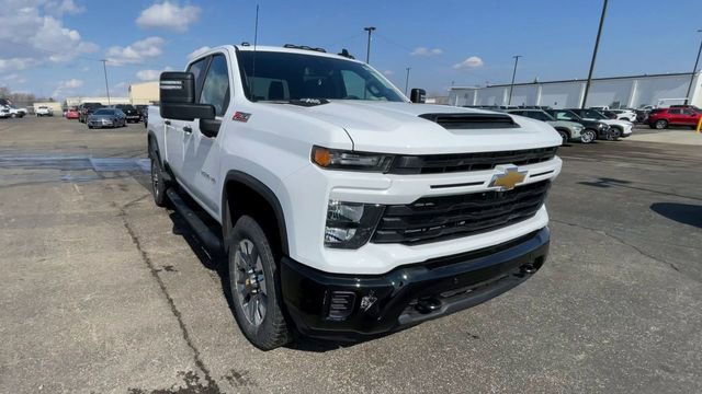 New 2026 Chevrolet Silverado 2500 Custom w/ Custom Value Package image 4