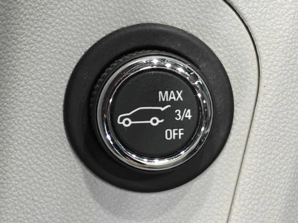 Used 2017 GMC Acadia SLE w/ Driver Alert Package I AWD/4WD image 53