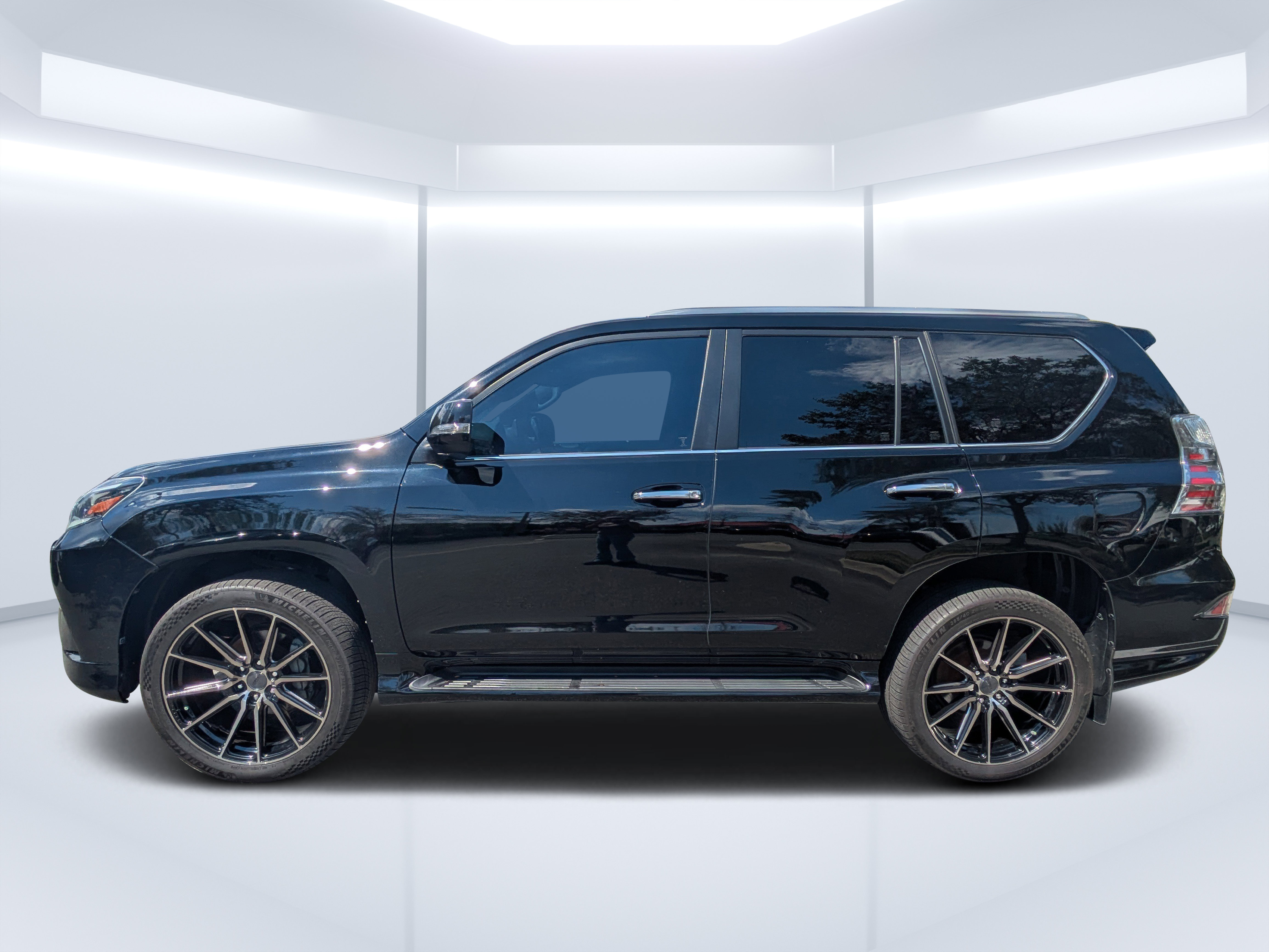 Used 2022 Lexus GX 460 Luxury w/ Accessory Package AWD/4WD image 6