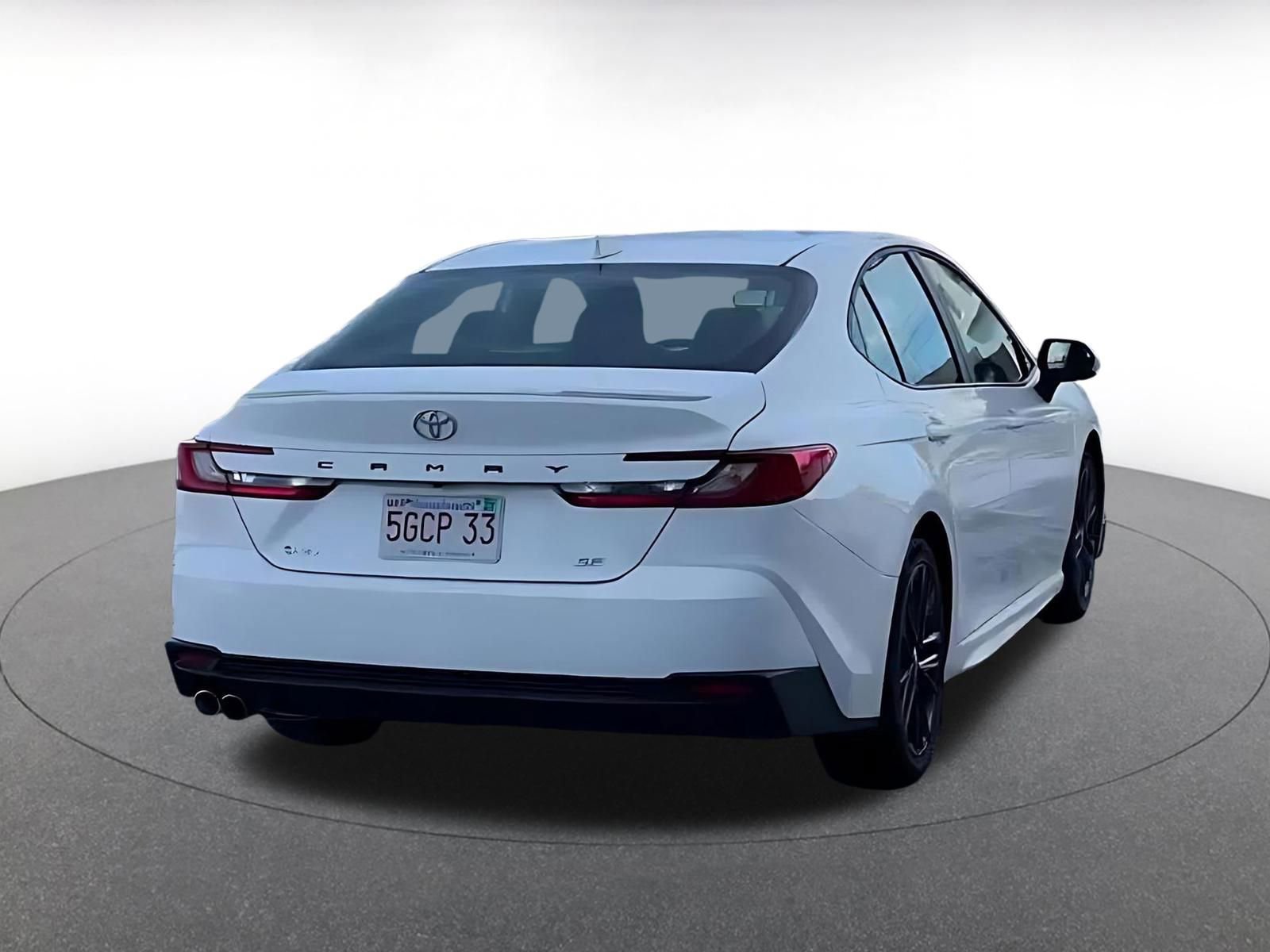 Used 2025 Toyota Camry SE FWD image 14