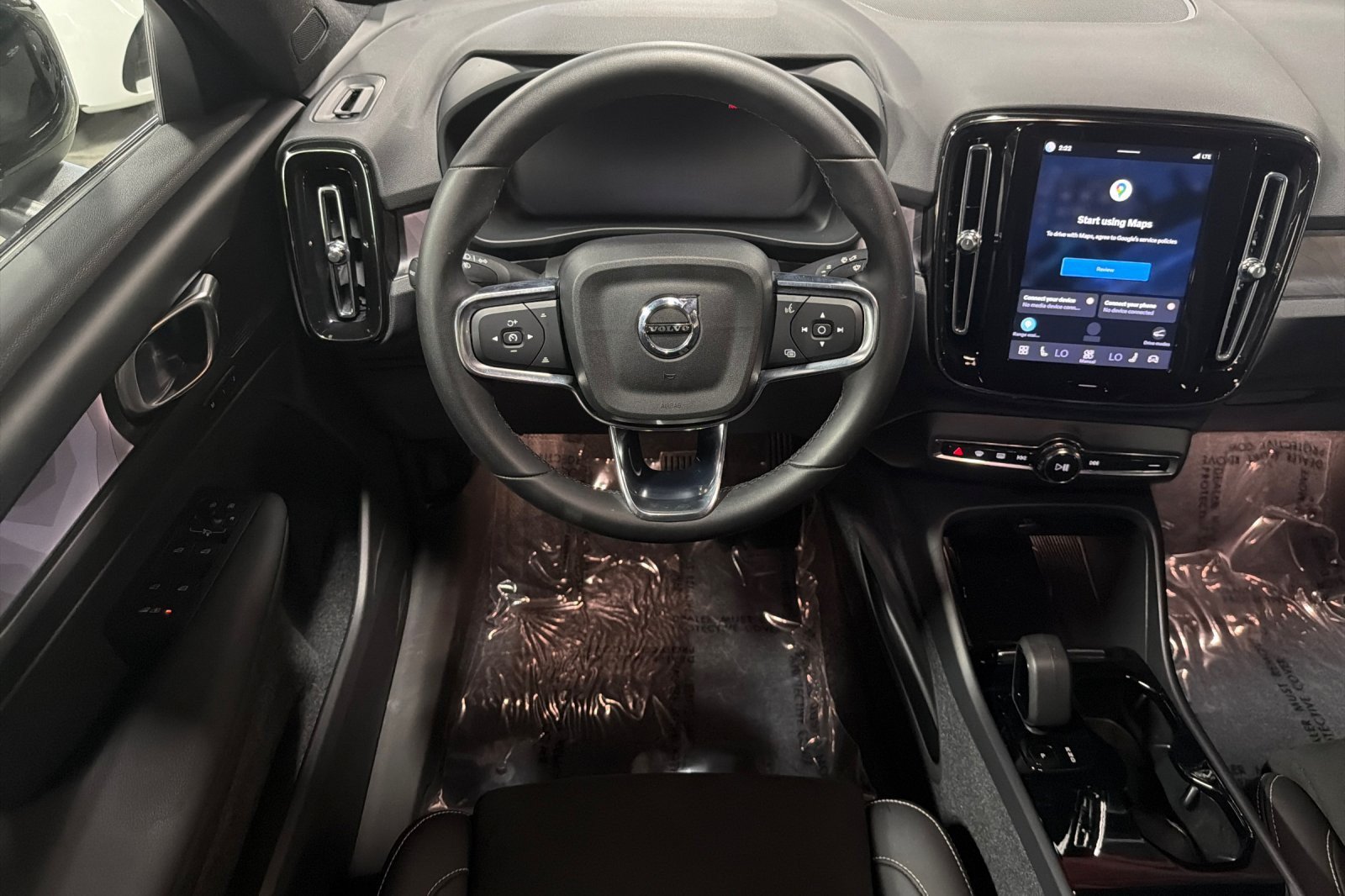 Used 2023 Volvo C40 P8 Recharge Plus AWD/4WD image 13