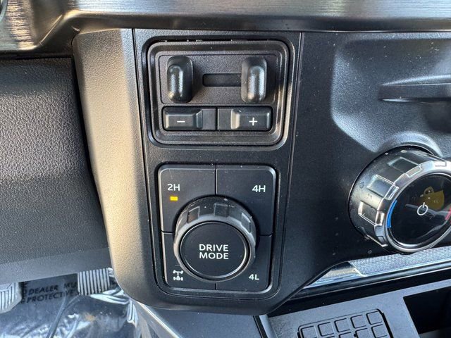 Used 2024 Ford F250 Lariat w/ Sport Appearance Package image 28
