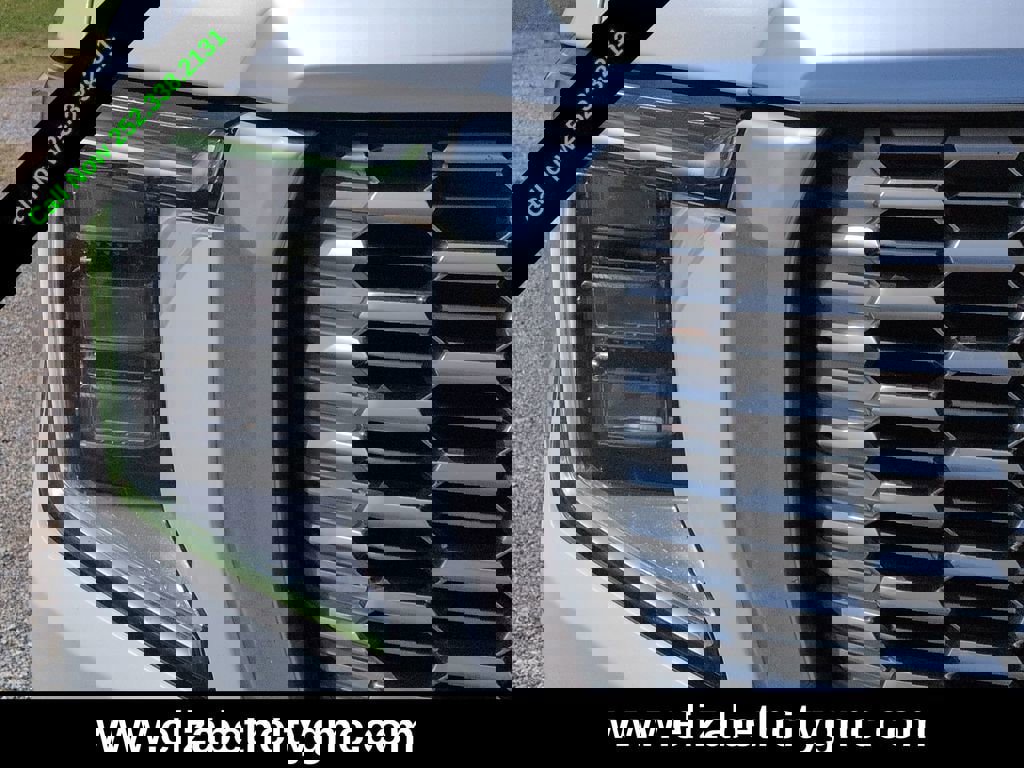 Used 2021 GMC Yukon XL Denali image 10