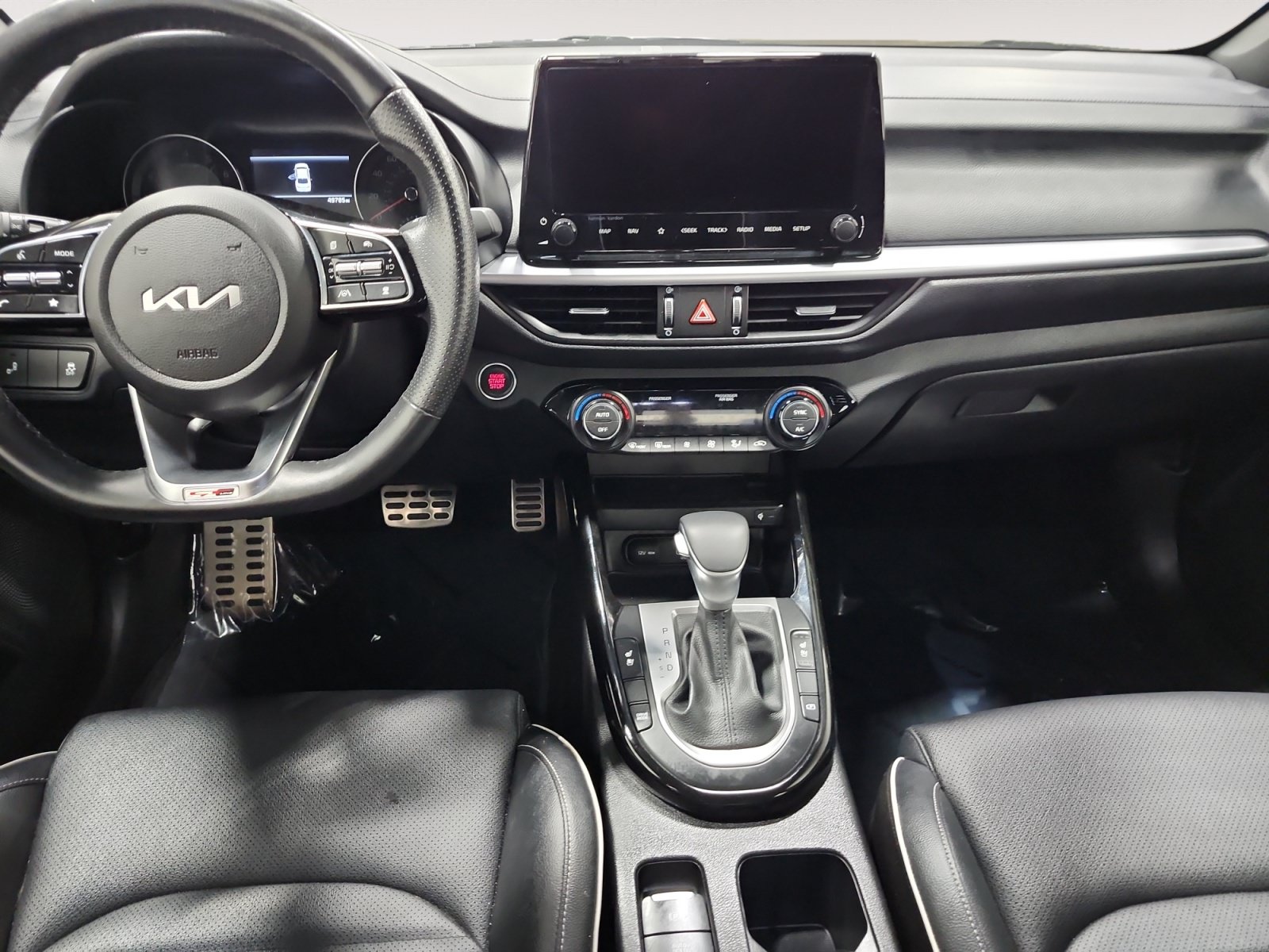 Used 2023 Kia Forte GT-Line w/ GT-Line Premium Package FWD image 11