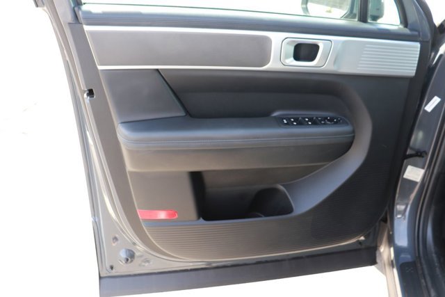 Used 2025 Hyundai Santa Fe SEL image 8