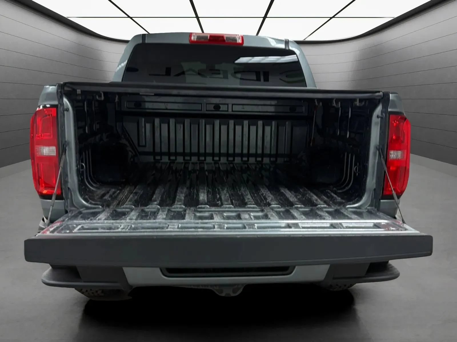 Used 2020 Chevrolet Colorado W/T w/ WT Convenience Package RWD image 19