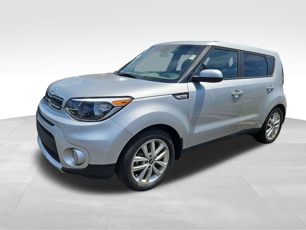 Used 2017 Kia Soul + w/ Audio Package image 3