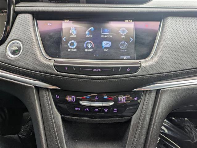 Used 2018 Cadillac XT5 Luxury w/ Driver Awareness Package image 15