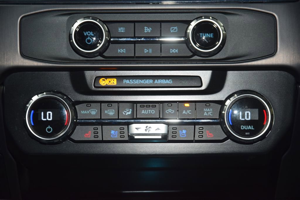 Used 2022 Ford F450 Limited image 36