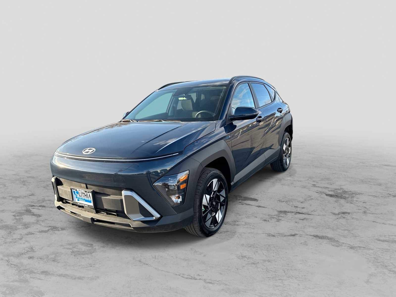 Used 2025 Hyundai Kona SEL image 4