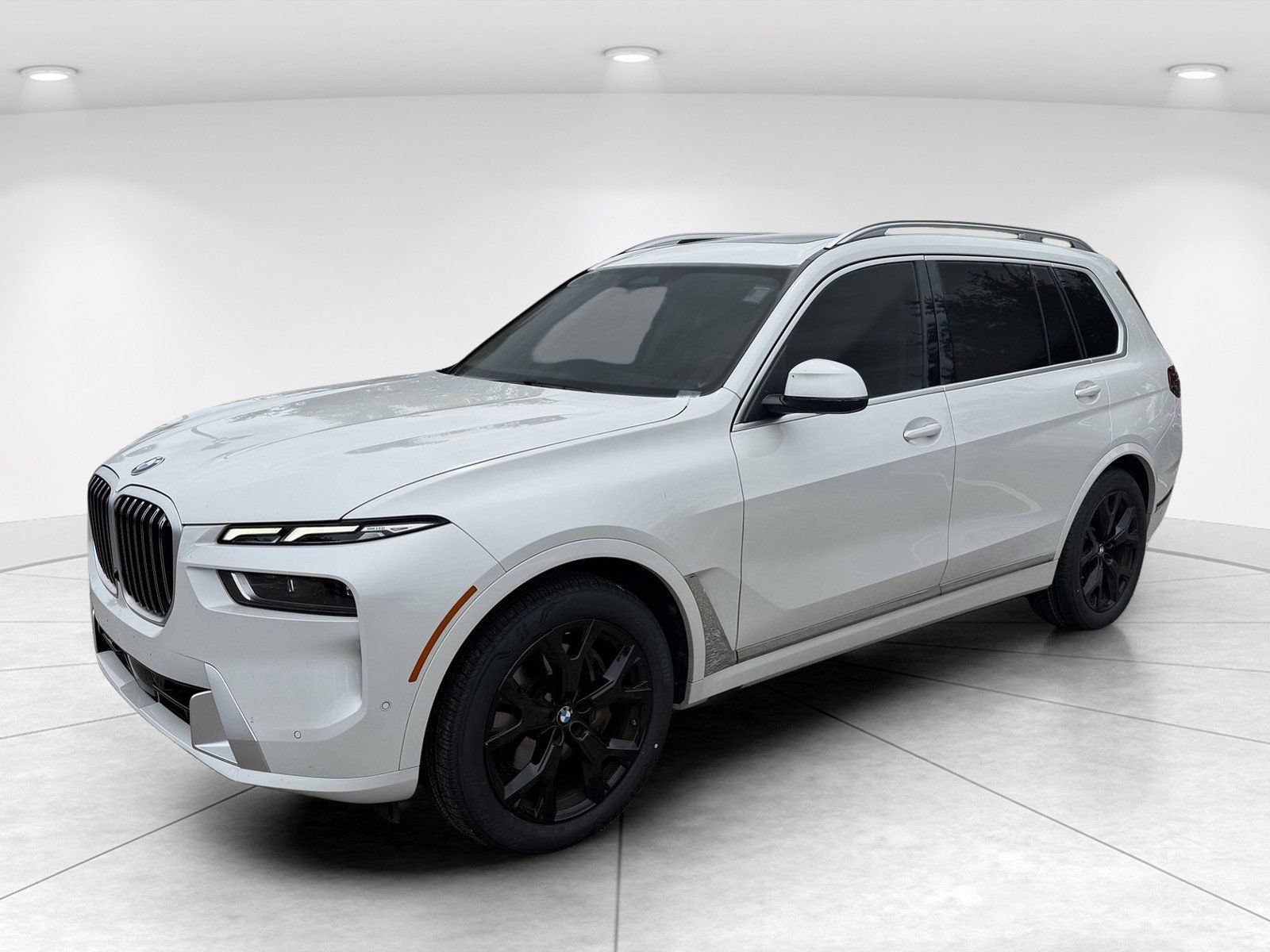 Certified 2024 BMW X7 xDrive40i w/ Executive Package AWD/4WD image 8