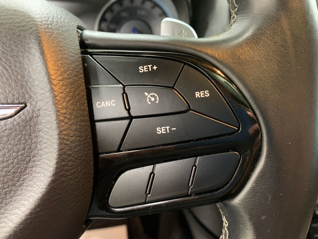 Used 2018 Chrysler 300 S w/ 300S Premium Group image 14