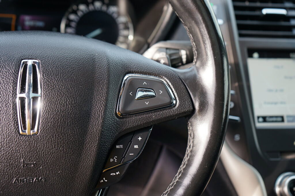 Used 2016 Lincoln MKC Reserve w/ Lincoln MKC Climate Package image 20