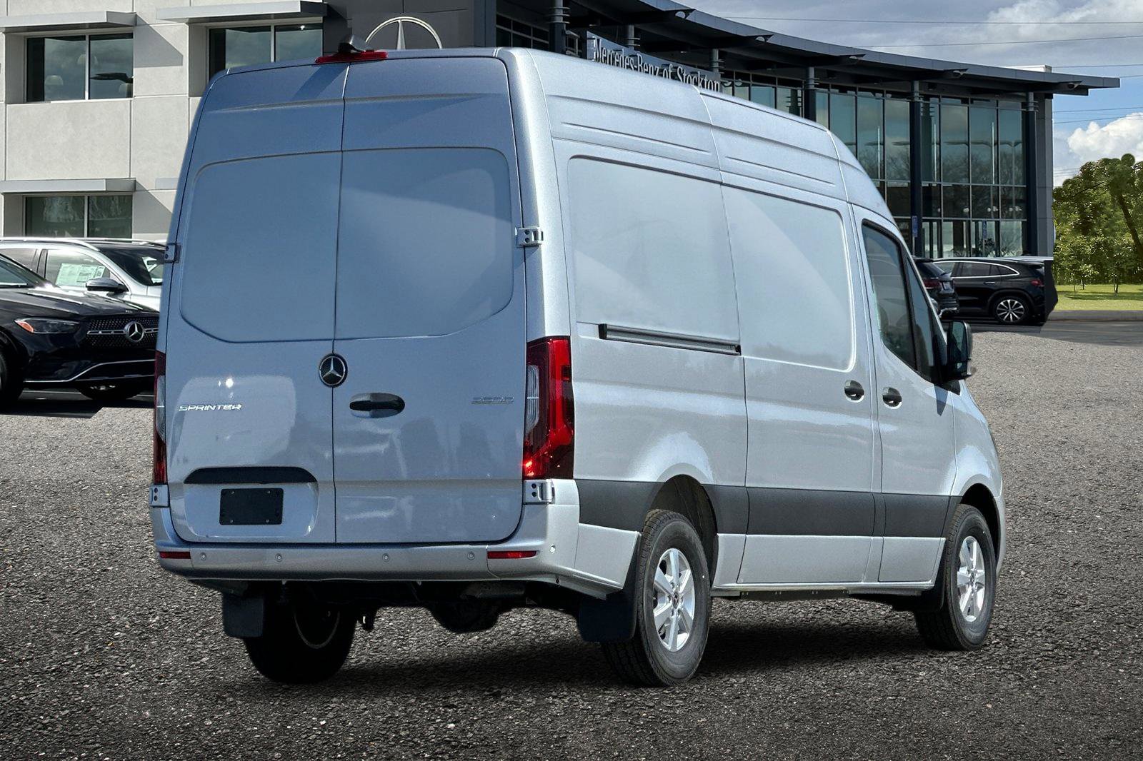 New 2024 Mercedes-Benz Sprinter 2500 image 4