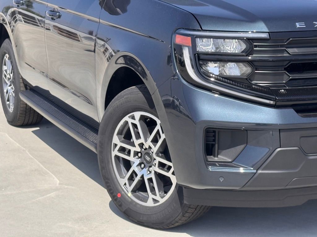 New 2026 Ford Expedition Max Active image 4