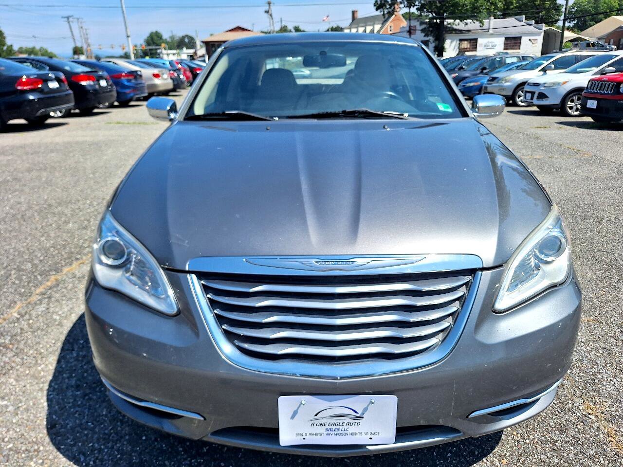 Used 2013 Chrysler 200 Limited w/ Sun/Sound Group image 3