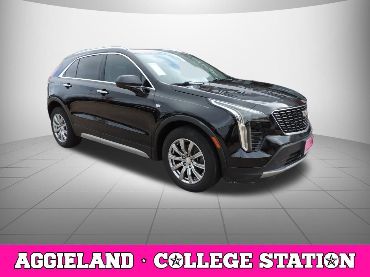 Used 2019 Cadillac XT4 Premium Luxury w/ Cold Weather Package FWD image 3
