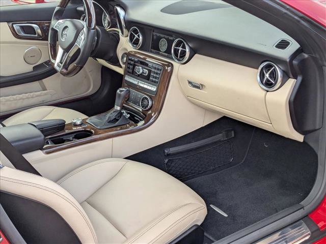 Used 2015 Mercedes-Benz SLK 350 image 19