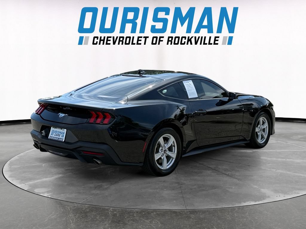 Used 2024 Ford Mustang Coupe RWD image 6