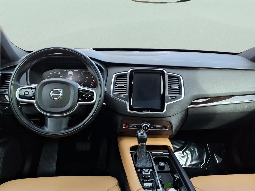 Used 2019 Volvo XC90 T6 Momentum w/ Advanced Package image 13