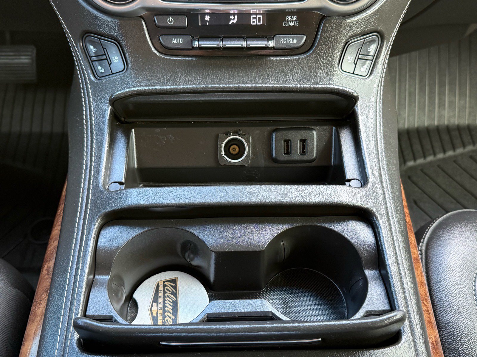 Used 2019 Chevrolet Suburban Premier image 20