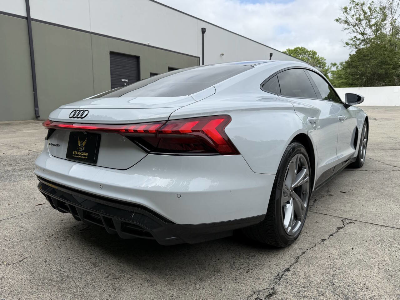 Used 2023 Audi e-tron GT Premium Plus AWD/4WD image 6