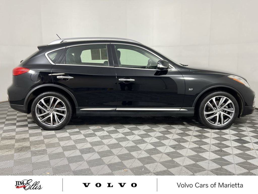 Used 2016 INFINITI QX50 AWD w/ Deluxe Touring Package image 14